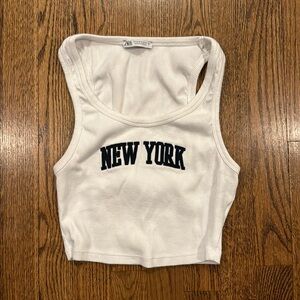 Zara white cotton scoop neck rubbed cropped New York embroidered tank top size M